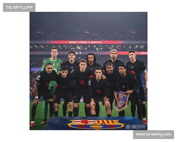 穆里奇回应巴萨社媒:能和莱万竞争的前锋不多,我不在其中